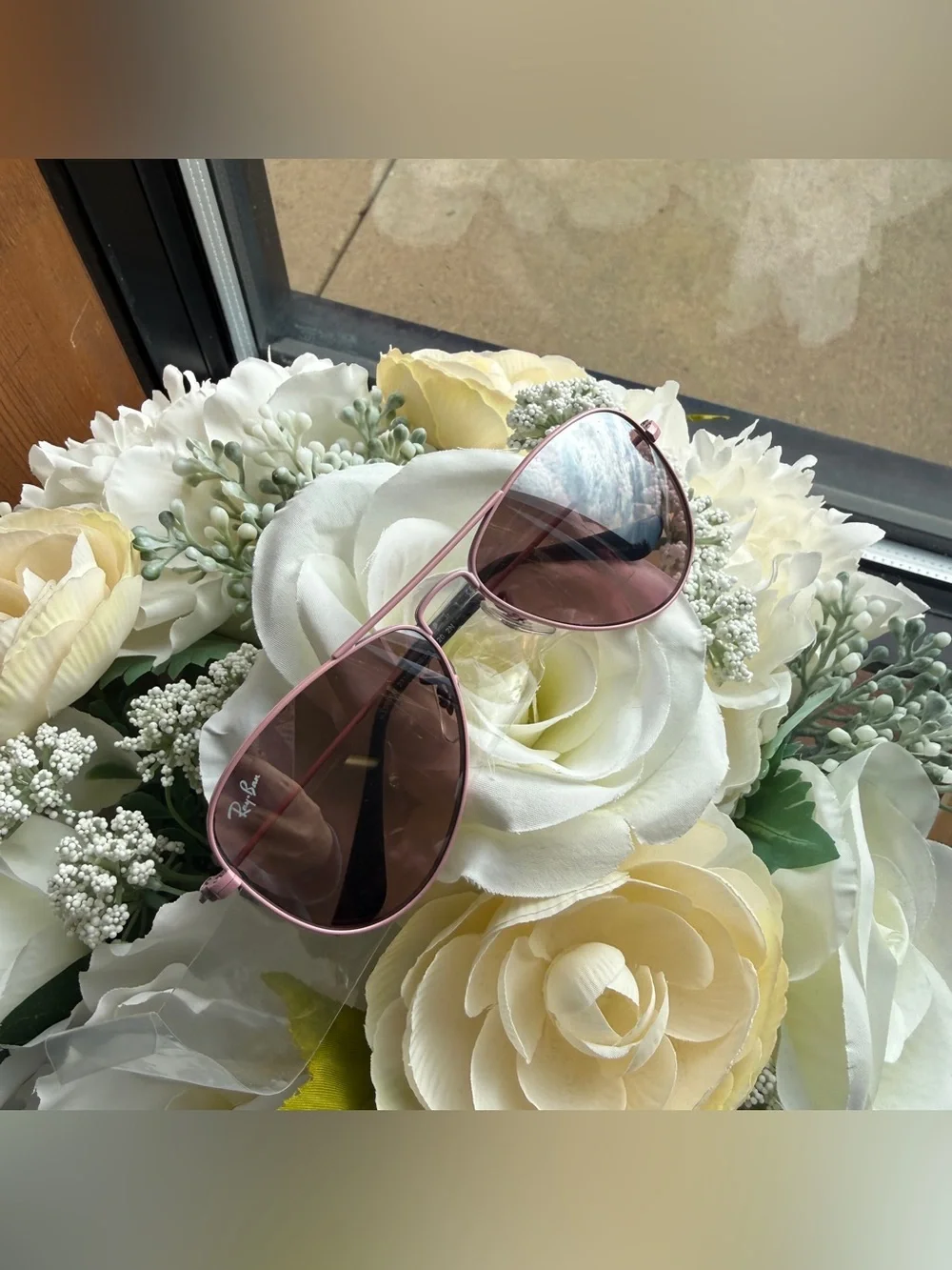Ray-Ban Kids Pink Aviator Sunglasses with Blue Pouch ORJ9506S 211/7E
